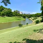 Ape Rio De Janeiro Aproximo Ao Metro Ao Centro Ao Bioparque Ao Maracana